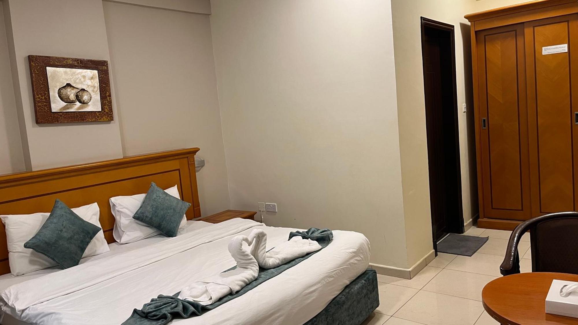 Al Murooj Hotel Apartments Muscat Eksteriør billede