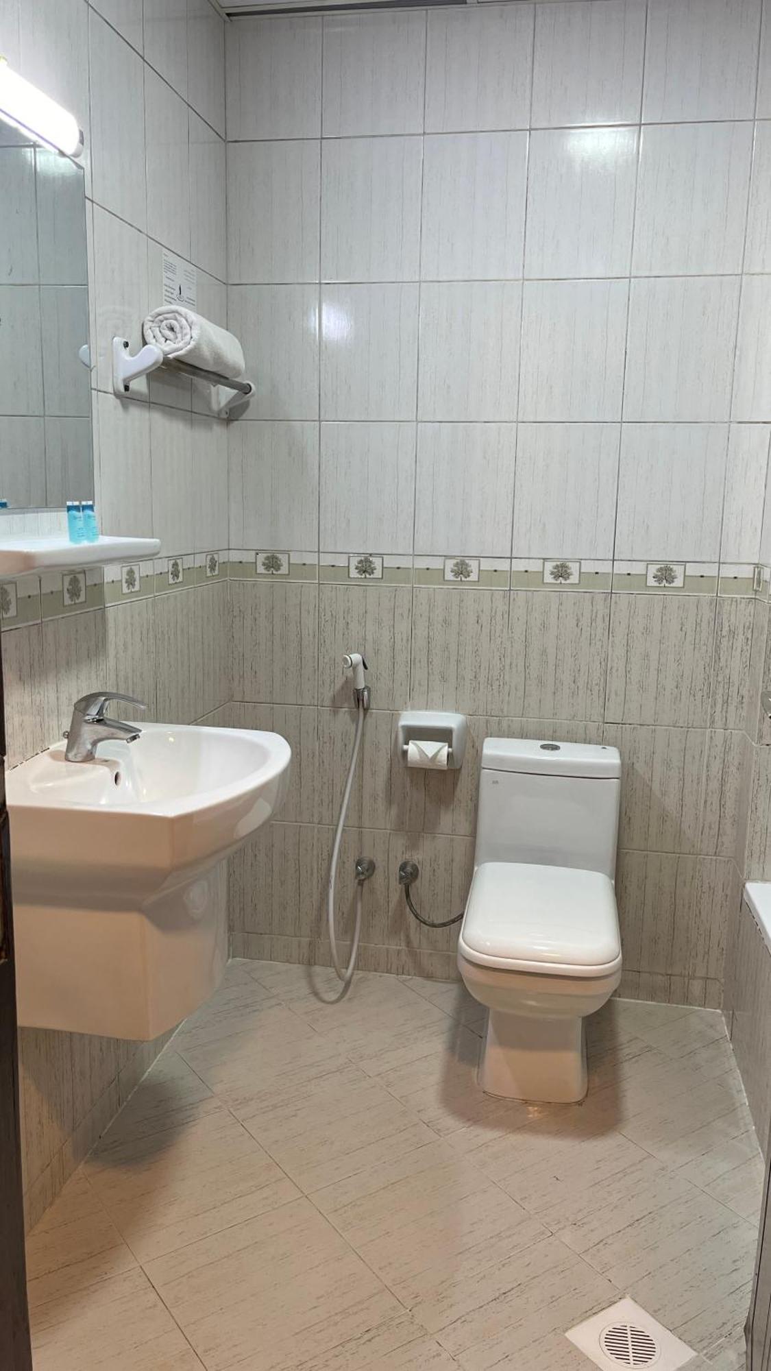 Al Murooj Hotel Apartments Muscat Eksteriør billede